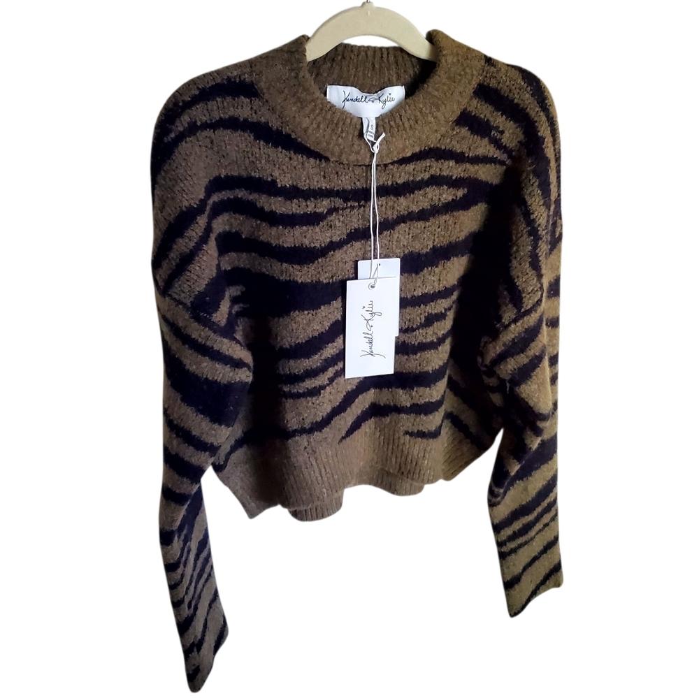 Kendall & Kylie Cropped Sweater Size S